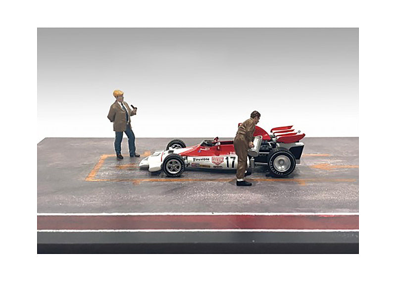 "Race Day" Two Diecast Figures Set 4 for 1/43 Scale Models by American Diorama free shipping USA