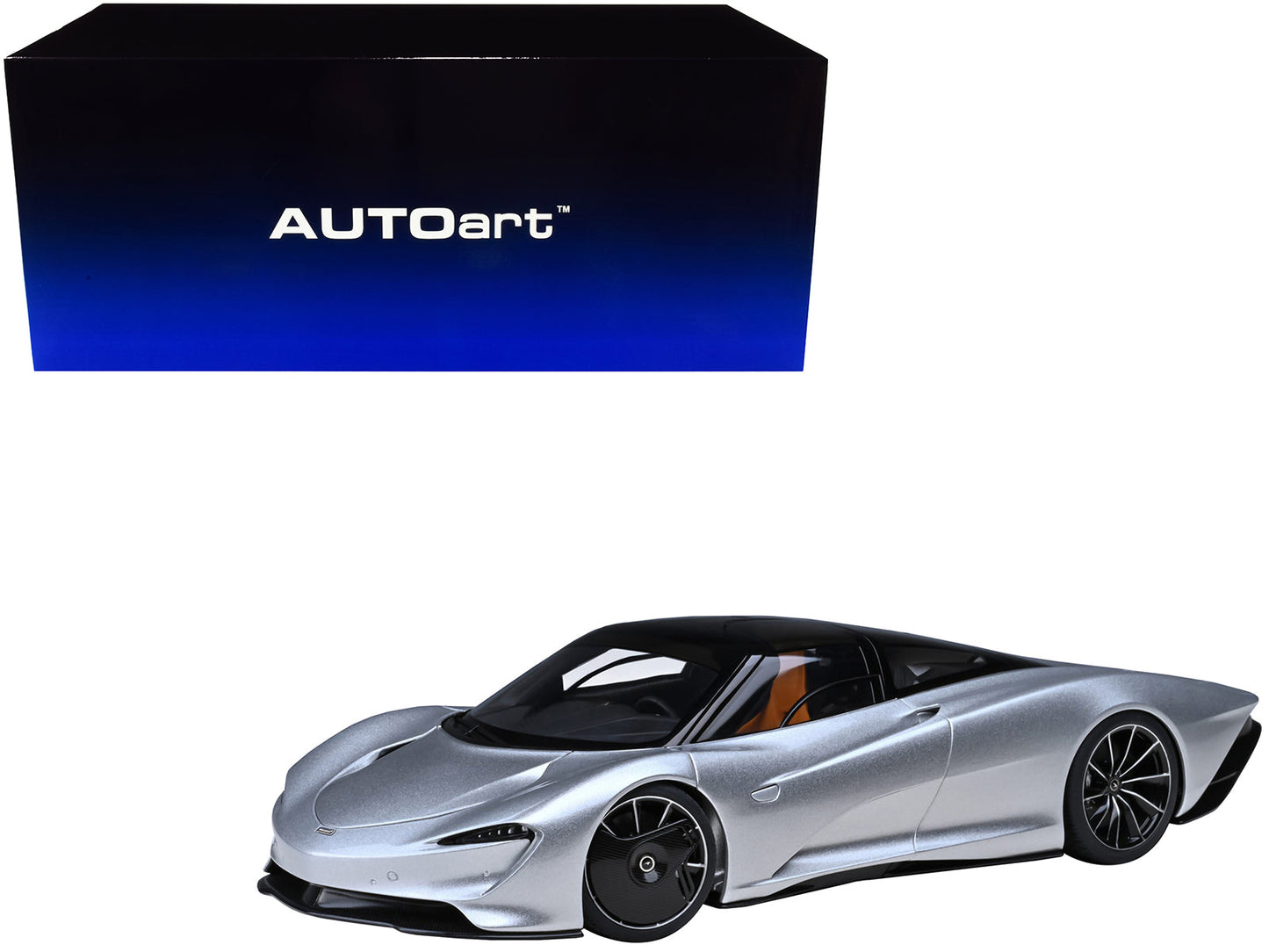 McLaren Speedtail Supernova Silver Metallic with Black Top and Suitcase Accessories 1/18 Model Car by Autoart free shipping USA