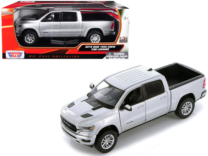 2019 RAM 1500 Laramie Crew Cab Pickup Truck Silver Metallic 1/24 Diecast Model Car by Motormax free shipping USA