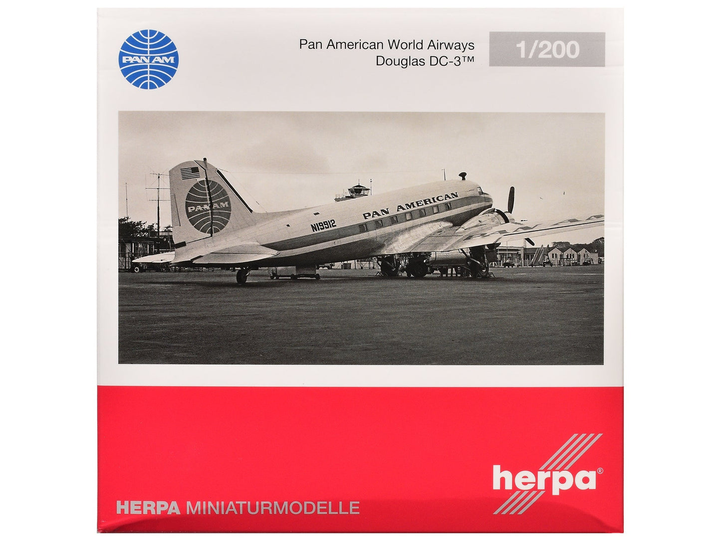 Douglas DC-3 Commercial Aircraft "Pan American World Airways" (N19912) White with Blue Stripes 1/200 Diecast Model Airplane by Herpa free shipping USA