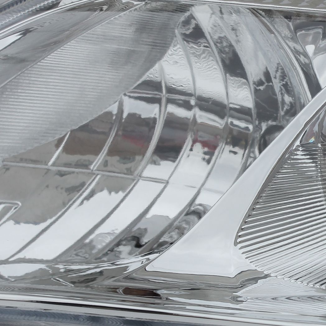 Headlights For 2010-2011 Toyota Camry SE LE XLE Sedan 4-Door Headlamp Left Right